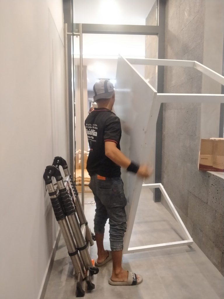 Dịch Vụ Bốc Xếp Hàng Hóa Tại Sài Gòn Giá Rẻ, Uy Tín