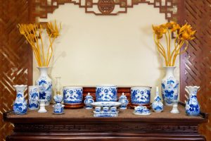 Chuyển Nhà Có Chuyển Bát Hương Không?